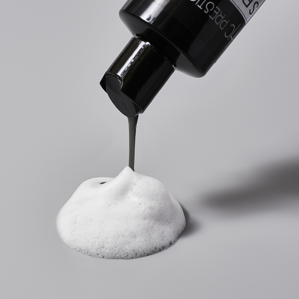 Shampoing Detoxifiant  -Charbon actif & Piroctone Olamine